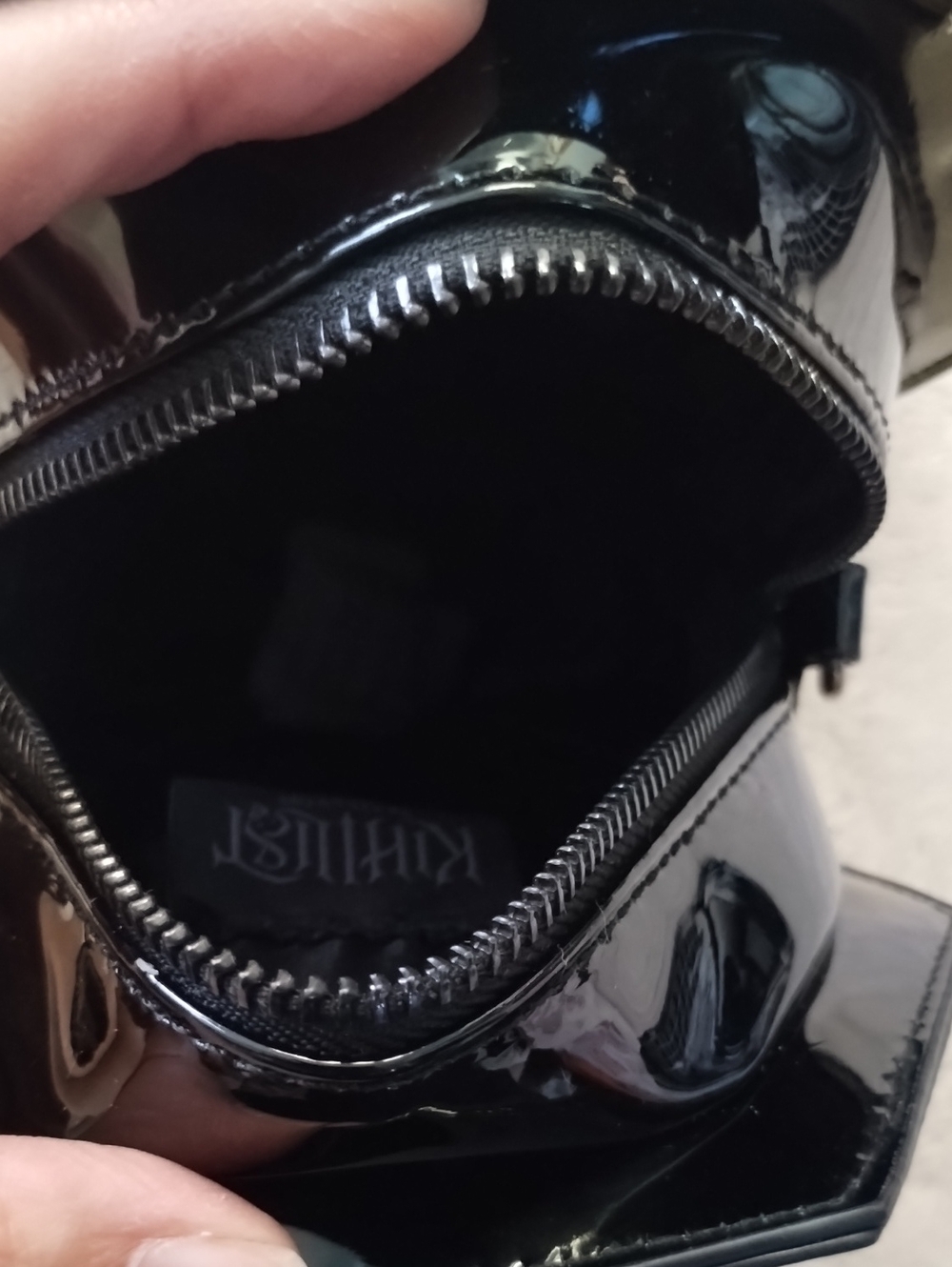 Killstar Unconfirmed Coffin Crossbody Bag - Picture 5 of 6